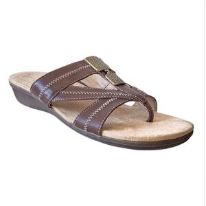 Naturalizer Leather Thong Sandals Brown Cushioned Comfort Slip-On Wide Size 9W